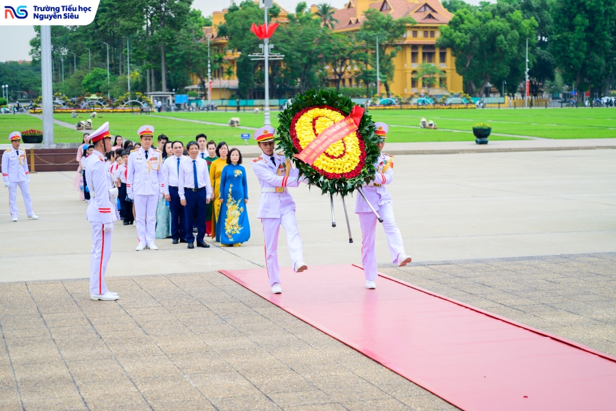 Lễ báo công 2